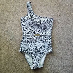 Brand new Victoria's Secret one piece swimsuit S